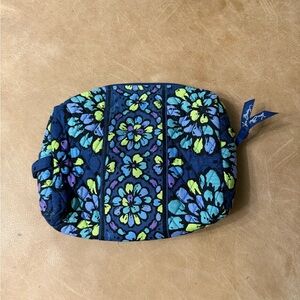 Vera Bradley Indigo Pop Blue Flowers Large Waterproof Cosmetic Travel Zip Bag